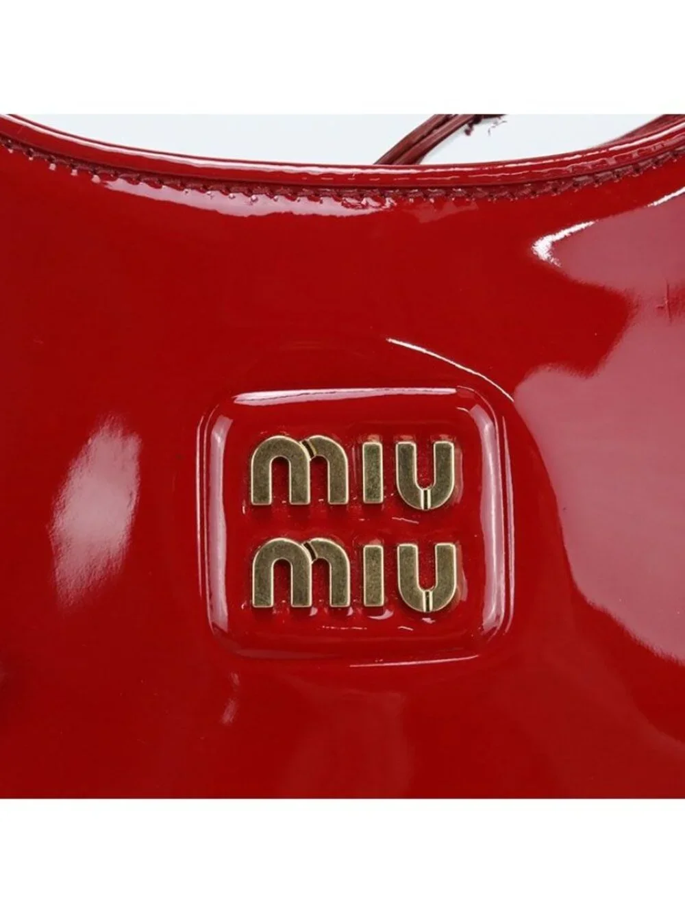 Miu Miu Miu Hobo Handbag Patent Leather